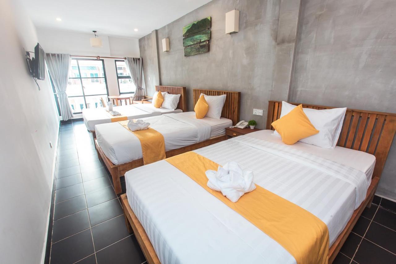 Grand Elevation Hotel Phnom Penh Exteriör bild