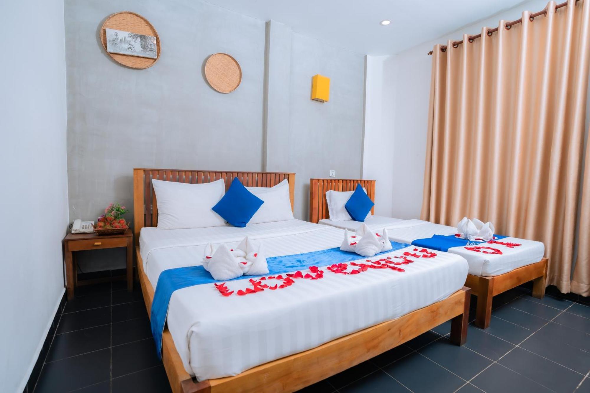 Grand Elevation Hotel Phnom Penh Exteriör bild