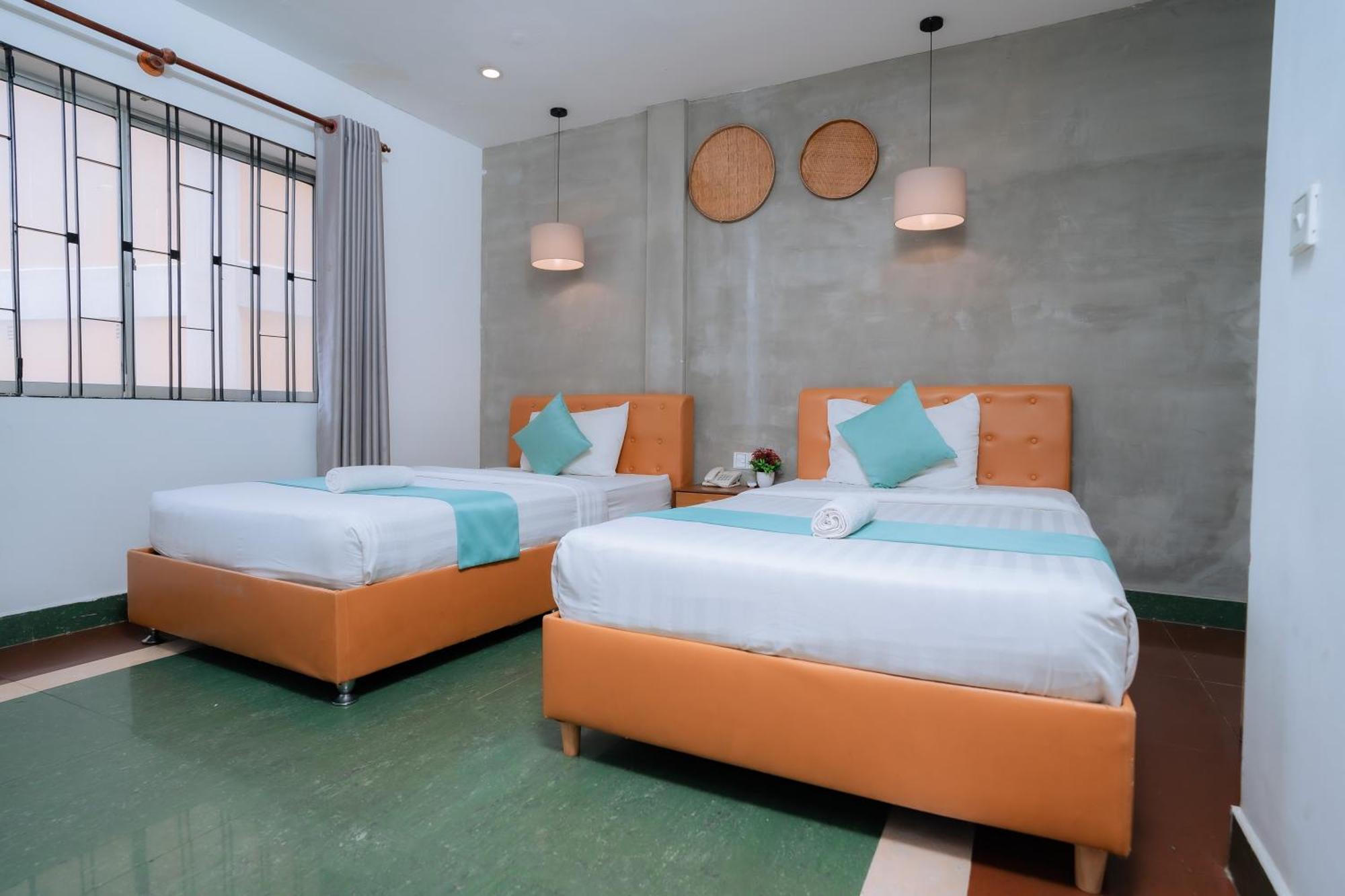 Grand Elevation Hotel Phnom Penh Exteriör bild