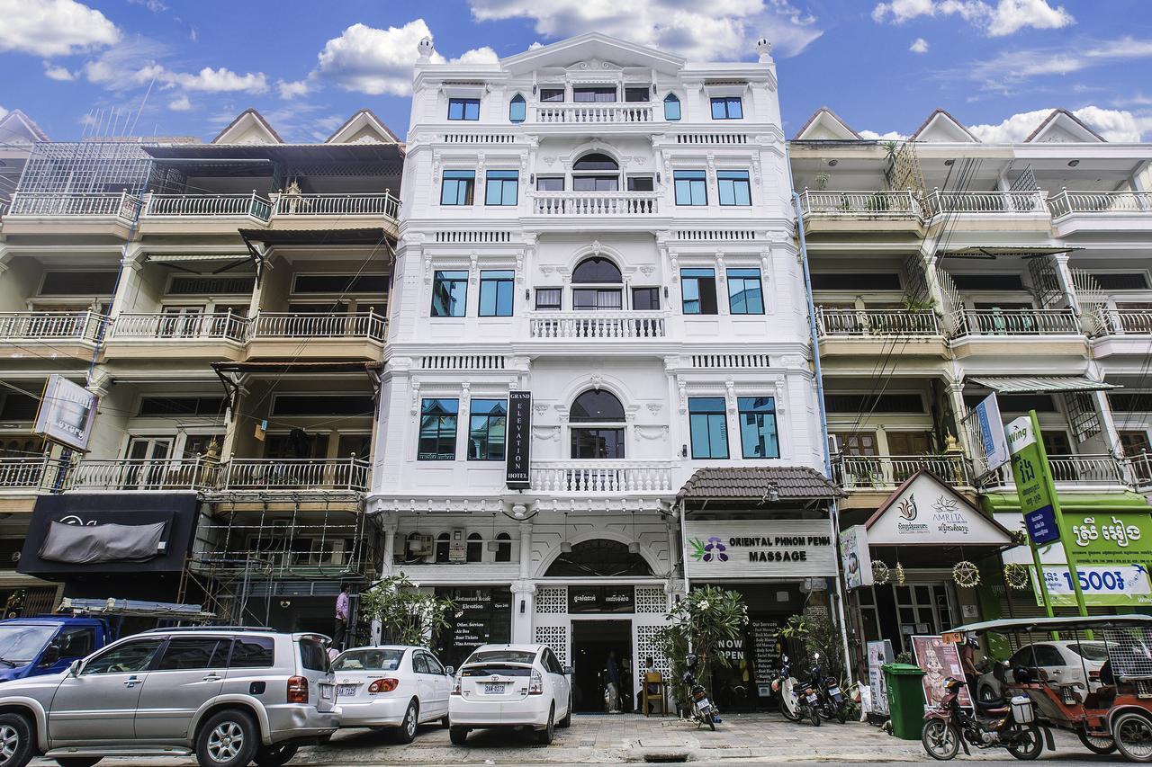 Grand Elevation Hotel Phnom Penh Exteriör bild