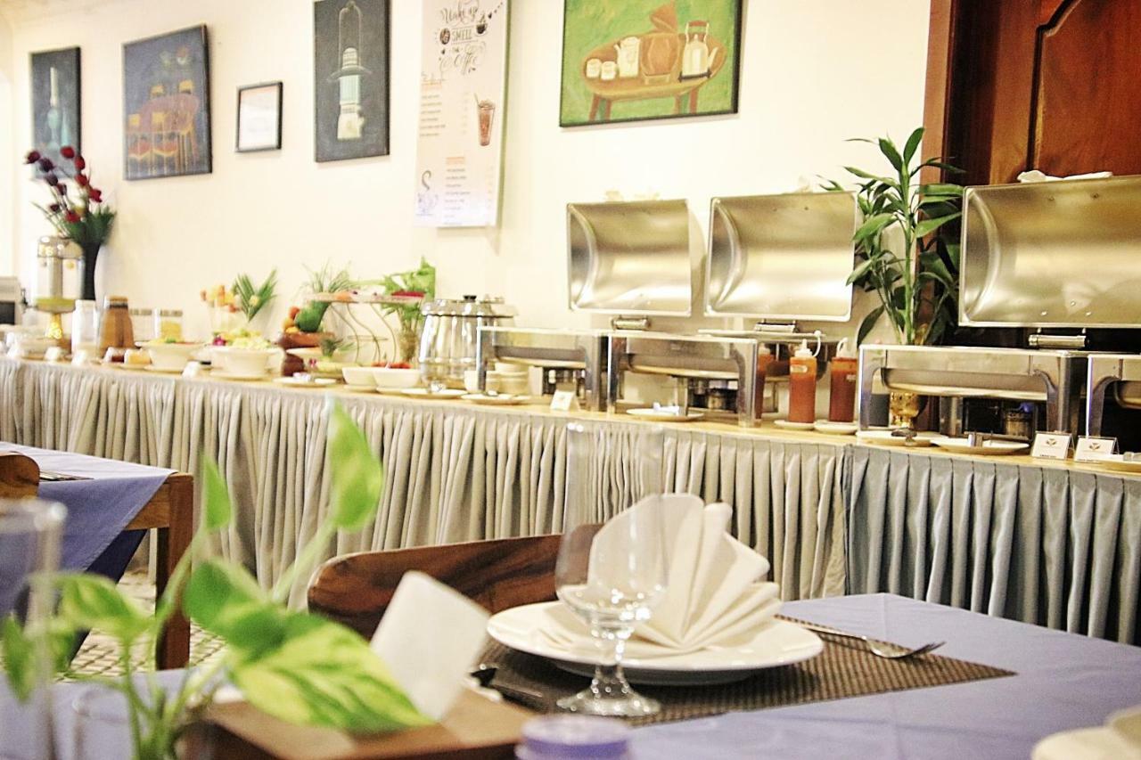 Grand Elevation Hotel Phnom Penh Exteriör bild