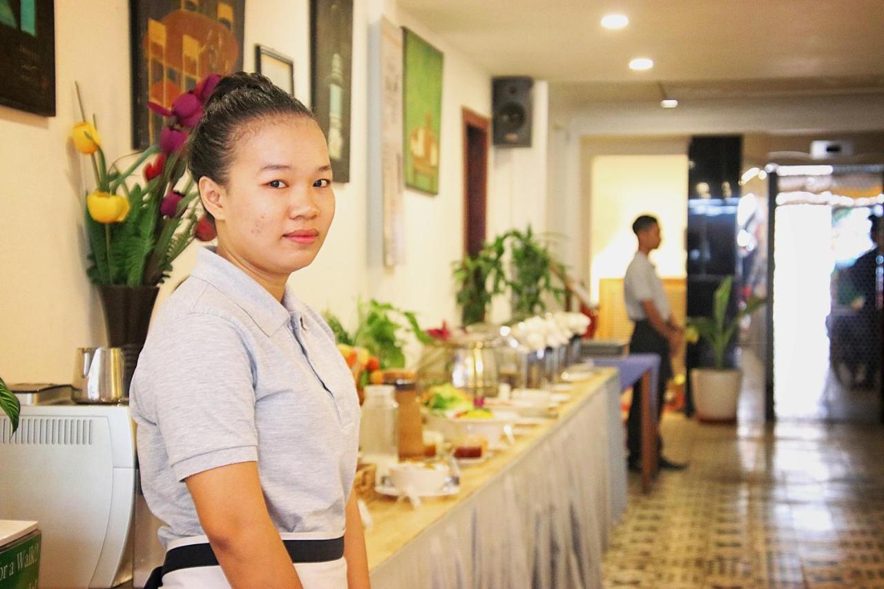 Grand Elevation Hotel Phnom Penh Exteriör bild